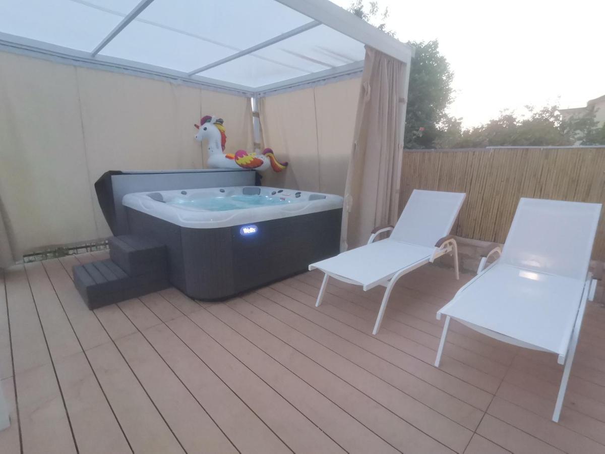 Apartman Hola Novigrad Istria Kültér fotó