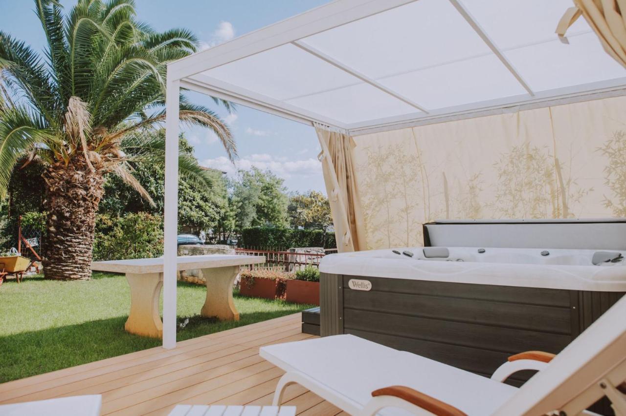 Apartman Hola Novigrad Istria Kültér fotó