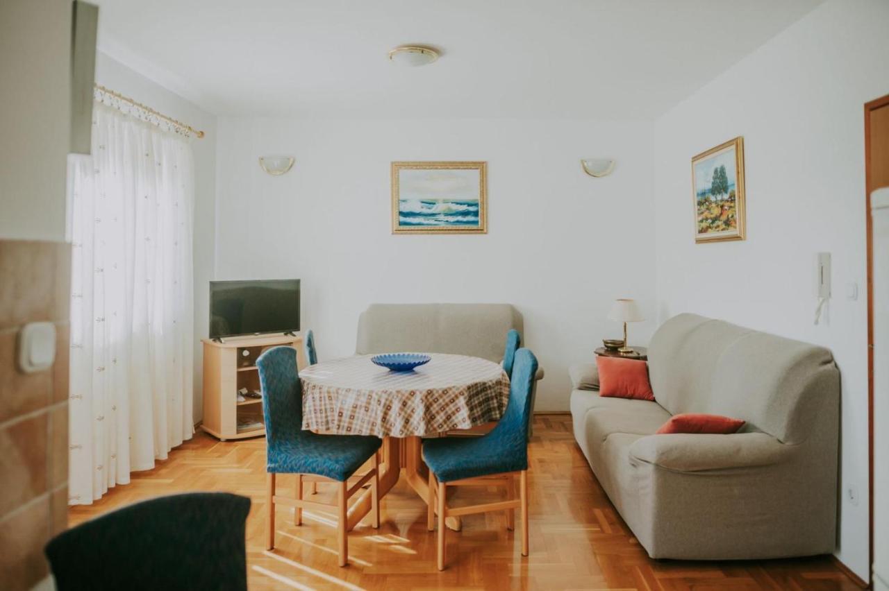 Apartman Hola Novigrad Istria Kültér fotó