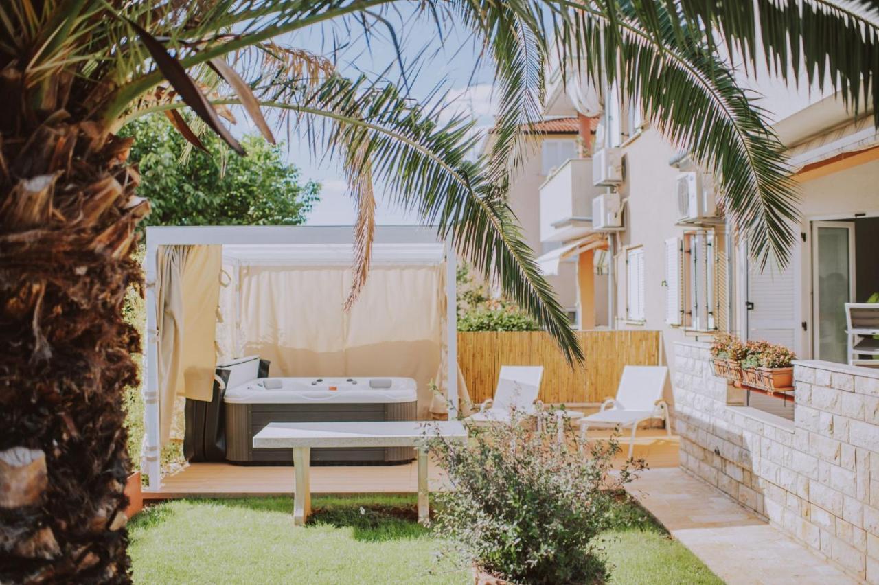 Apartman Hola Novigrad Istria Kültér fotó